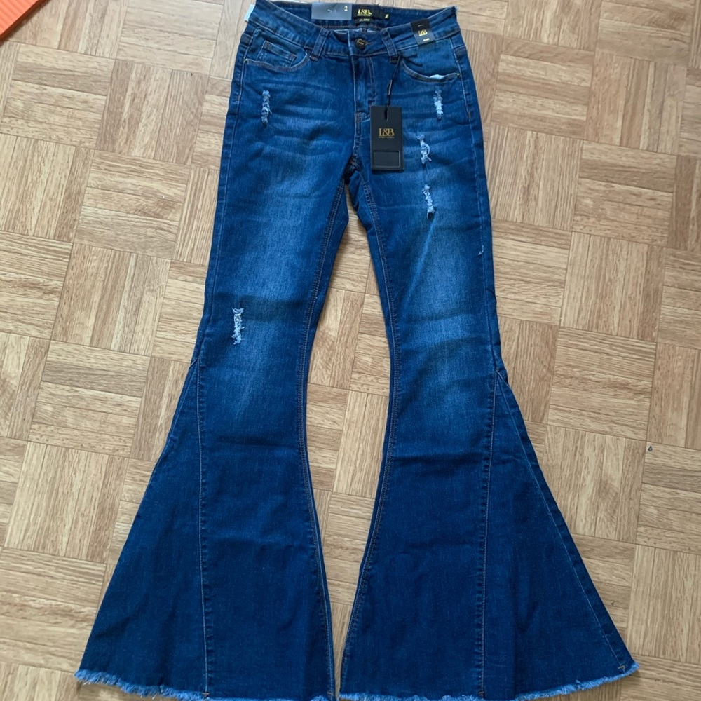 🌙Denim Bell Bottoms slightly distressed